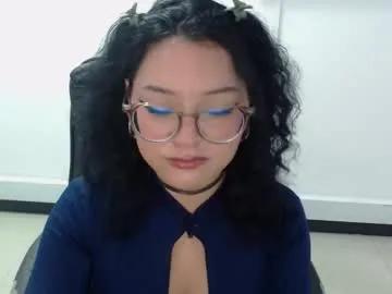 Jenn_cg from Chaturbate