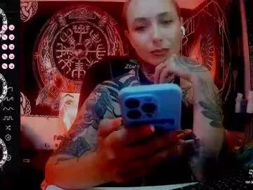 Jennalovvee from Chaturbate