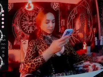 Jennalovvee from Chaturbate