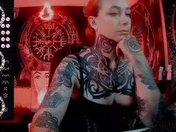 Jennalovvee from Chaturbate