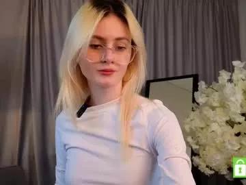 jennyfer_me from Chaturbate