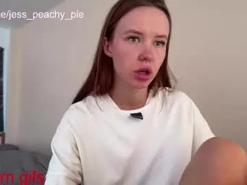 jess_peachy_pie from Chaturbate