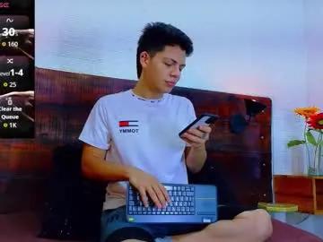 Jhosuavega from Chaturbate