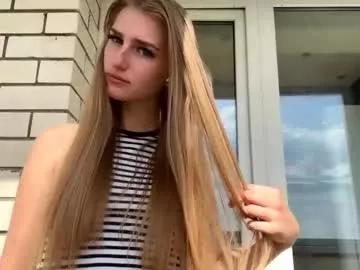 Jinnyjaquins from Chaturbate