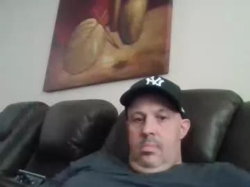 Johnnycb7 from Chaturbate