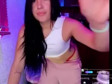 Juicy_peach_ass from Chaturbate