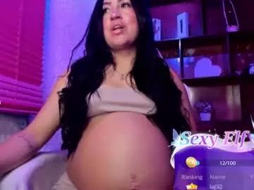 Juicy_peach_ass from Chaturbate