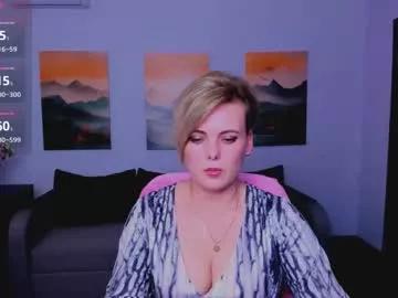 julia_wilsons from Chaturbate is Freechat