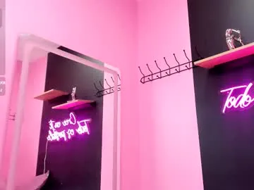 Freechat juliethcruz on Chaturbate