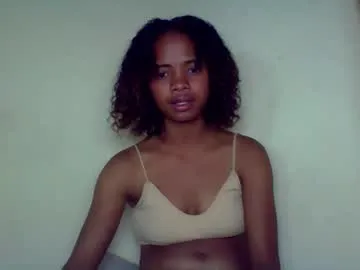 Freechat kamillah69 on Chaturbate