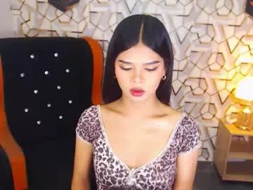 katalinahugecumxx from Chaturbate