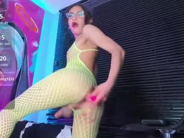 kattia_deluchi from Chaturbate