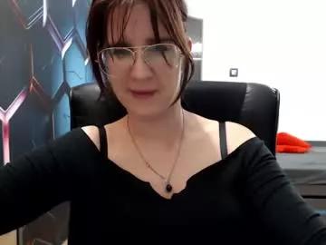 kayalips from Chaturbate