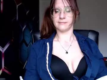 kayalips from Chaturbate