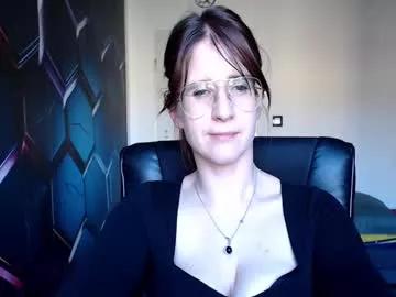 kayalips from Chaturbate