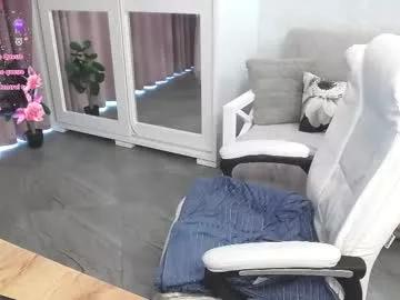 kellielowie from Chaturbate