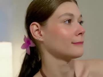 kelly_ember from Chaturbate is Freechat