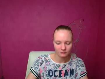 kelly_lly from Chaturbate