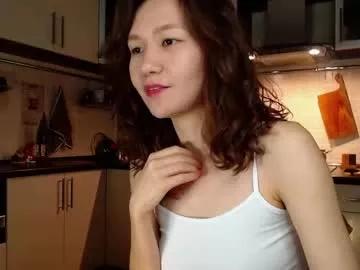 kelly_yon from Chaturbate