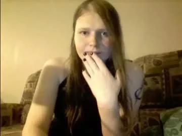 Kellyunderwood from Chaturbate