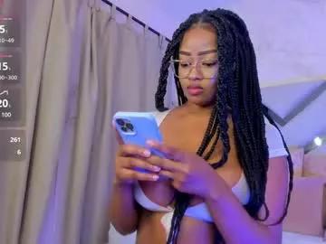 kellyy_cooper from Chaturbate