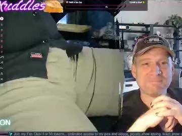 kenkuddles from Chaturbate