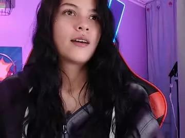 kiki_cams from Chaturbate is Freechat