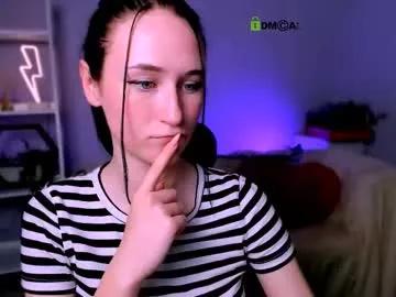 kiki_swan from Chaturbate