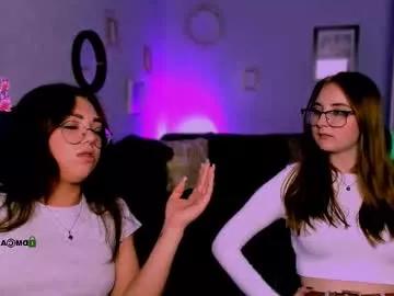 kiki_swan from Chaturbate
