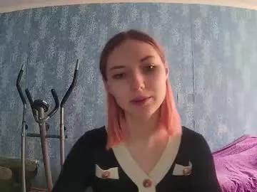 kikiclark_ from Chaturbate