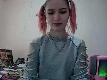 kikiclark_ from Chaturbate