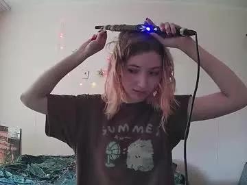 kikiclark_ from Chaturbate