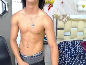 Freechat kim_curly_ on Chaturbate