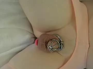 kinkybadboytoy from Chaturbate