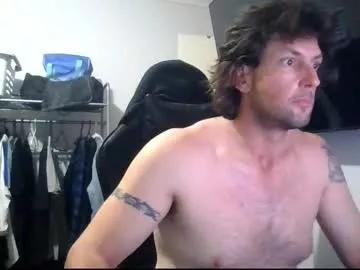 kinkybinerd from Chaturbate