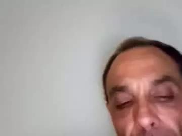 kinkyguy42672 from Chaturbate