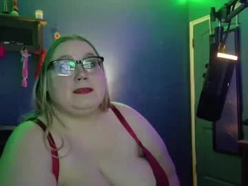 kinkykitten253 from Chaturbate