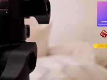 kinkylilsweetie from Chaturbate