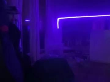 Kinkylolo31 from Chaturbate