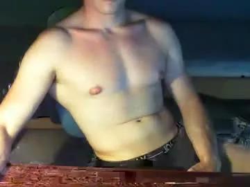 kiss_my_gunsss from Chaturbate