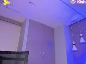 kisshalovee from Chaturbate