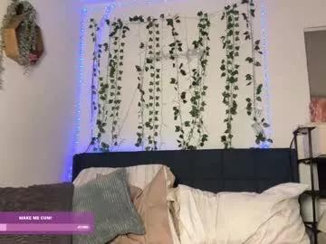 kisskatie from Chaturbate