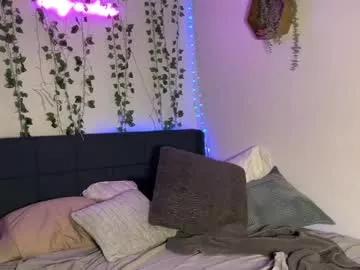 kisskatie from Chaturbate