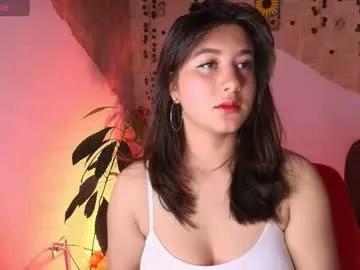 kisstarxxx from Chaturbate