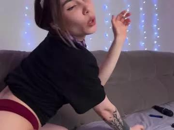 kittie_bear from Chaturbate