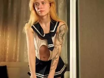 kittie_cute from Chaturbate