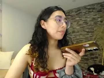 kitty_curly from Chaturbate