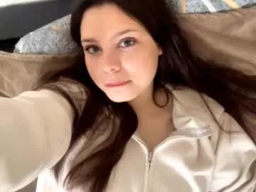 kitty_shy89 from Chaturbate