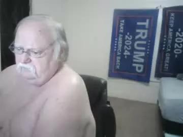 Kittywaper from Chaturbate