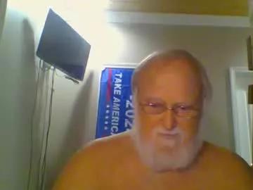 Kittywaper from Chaturbate